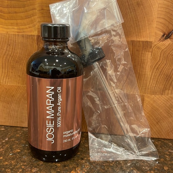 JOSIE MARAN Other - New. Sealed. Josie Maran organic argan oil